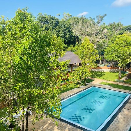 Maapagala Resort Sigiriya Exteriör bild